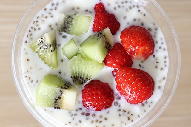 yogurt with fruit and chia seeds